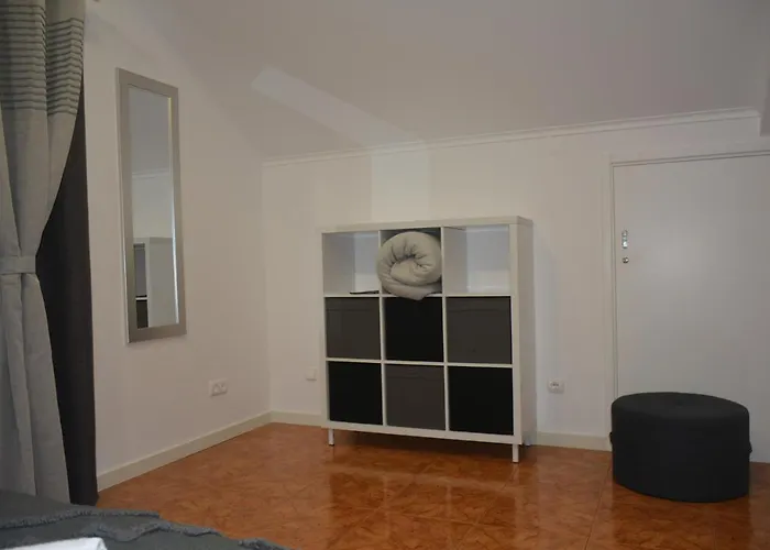 Casinha Hortensias * Horta (Azores)